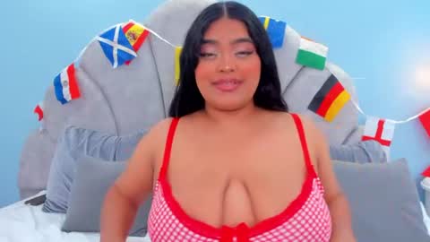 Snapshot of riley_dolly chatting on 5, 7, 2026 riley_dolly online show from 5, 7, 2026
