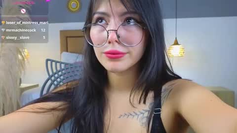 Riley Sierra online show from 27, 1, 2025