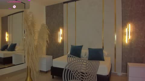 Riley Sierra online show from 11, 2, 2026