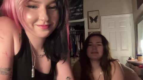 Snapshot of rileycooperrr chatting on 28, 5, 2026 rileycooperrr online show from 28, 5, 2026
