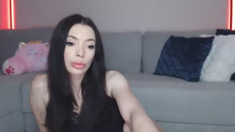 RileyEve online show from 5, 7, 2026