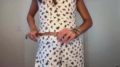 Riley online show from 6, 2, 2026