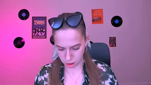 Rina online show from 9, 5, 2026