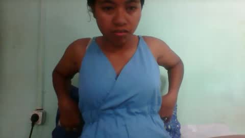 Snapshot of rinah856024 chatting on 16, 12, 2025 rinah856024 online show from 16, 12, 2025