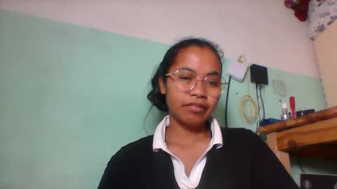 Snapshot of rinah856024 chatting on 5, 5, 2026 rinah856024 online show from 5, 5, 2026