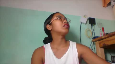 Snapshot of rinah856024 chatting on 13, 5, 2026 rinah856024 online show from 13, 5, 2026