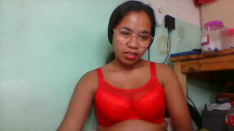 Snapshot of rinah856024 chatting on 31, 5, 2026 rinah856024 online show from 31, 5, 2026