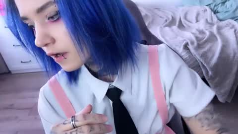   DianaBrite            fansl y online show from 26, 2, 2025