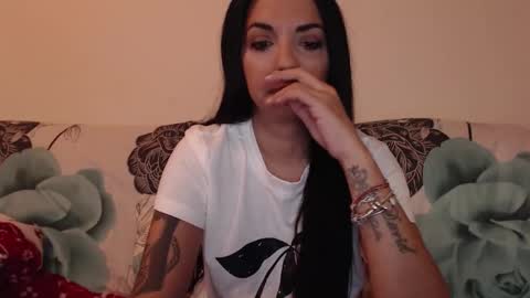 riri_mojo_92 online show from 28, 11, 2025