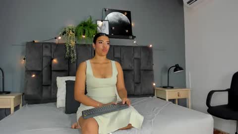 RIRI  online show from 28, 10, 2025