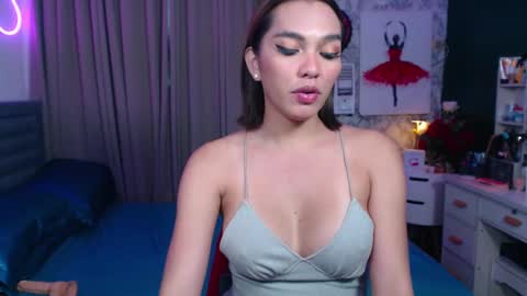 Snapshot of risque_asiancassandra chatting on 3, 3, 2025 Miss Cassie online show from 3, 3, 2025