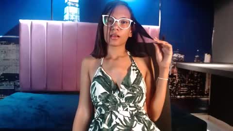 risy_rose online show from 6, 2, 2025