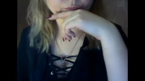 Snapshot of riveramaureen chatting on 6, 1, 2025 RiveraMaureen online show from 6, 1, 2025