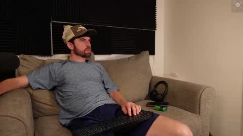 Ryan aka KeylimeRy online show from 23, 10, 2025