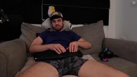 Ryan aka KeylimeRy online show from 5, 11, 2025