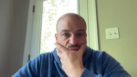 Snapshot of roadking1122 chatting on 3, 5, 2026 roadking1122 online show from 3, 5, 2026