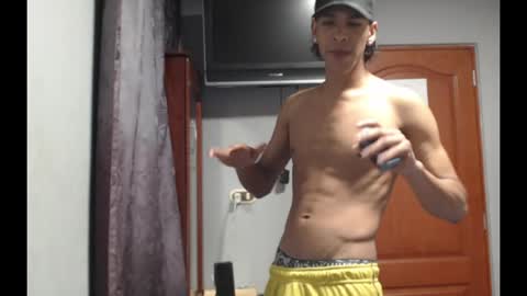 Snapshot of robert_kingg chatting on 29, 4, 2026 robert_kingg online show from 29, 4, 2026