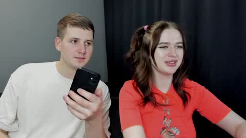 Lisa and Robert  i am online all days 900 am GMT3   online show from 16, 1, 2025