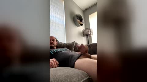 Snapshot of robertmichael1093 chatting on 24, 4, 2026 robertmichael1093 online show from 24, 4, 2026