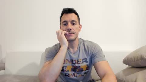 roberto4ever online show from 3, 4, 2026