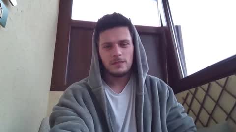 Roberto online show from 27, 10, 2025