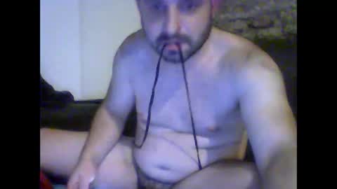 Snapshot of robertoredo chatting on 12, 1, 2025 Roberto online show from 12, 1, 2025