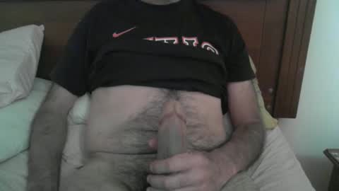 Snapshot of robhin40 chatting on 26, 11, 2025 Robhin maduro online show from 26, 11, 2025