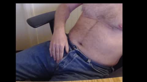 robidan6923 online show from 9, 3, 2025