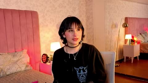 Snapshot of robinbennett chatting on 14, 9, 2025 robin D online show from 14, 9, 2025