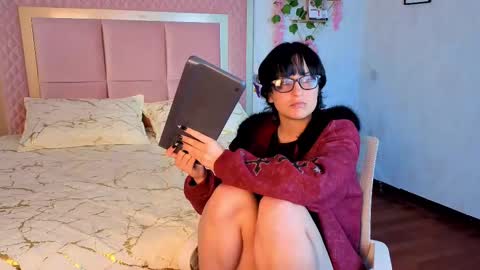 Snapshot of robinbennett chatting on 11, 10, 2025 robin D online show from 11, 10, 2025