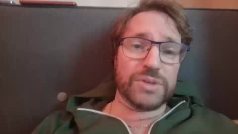 robinouhot online show from 24, 2, 2025