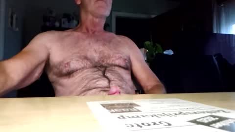 Snapshot of robke1966 chatting on 11, 10, 2025 robke1966 online show from 11, 10, 2025