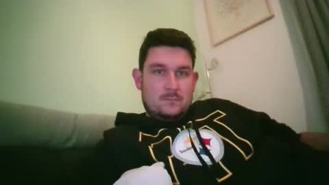 Robin online show from 2, 11, 2025