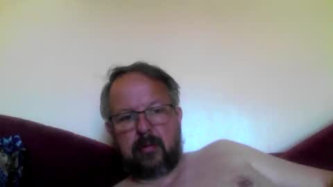Snapshot of robxx32 chatting on 24, 4, 2026 robxx32 online show from 24, 4, 2026