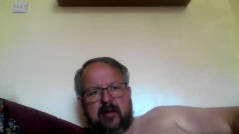 Snapshot of robxx32 chatting on 29, 4, 2026 robxx32 online show from 29, 4, 2026
