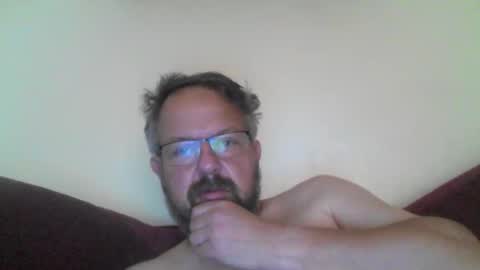 Snapshot of robxx32 chatting on 28, 5, 2026 robxx32 online show from 28, 5, 2026