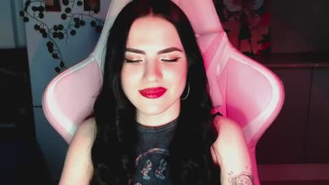 Sophie  online show from 28, 2, 2025