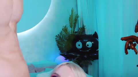 Lina and Den online show from 25, 10, 2025