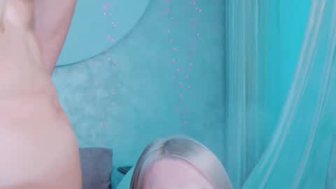 Lina and Den online show from 5, 3, 2026