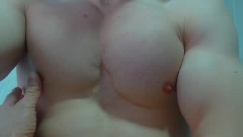 Snapshot of rocky_muscle chatting on 6, 5, 2026 rocky muscle online show from 6, 5, 2026