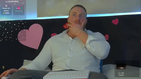 Snapshot of roddy_riss chatting on 12, 2, 2025 Roddy online show from 12, 2, 2025