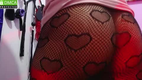 Thiago independent model online show from 11, 3, 2026