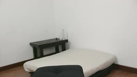 Roff Lust online show from 2, 2, 2026