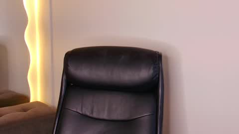 Snapshot of rohanalan_ chatting on 23, 12, 2024 Sof online show from 23, 12, 2024