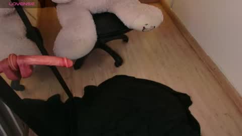 Snapshot of rohanalan_ chatting on 22, 6, 2026 Sof online show from 22, 6, 2026