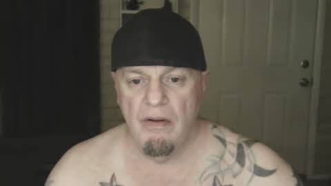 Snapshot of roinaz chatting on 2, 2, 2025 roinaz online show from 2, 2, 2025