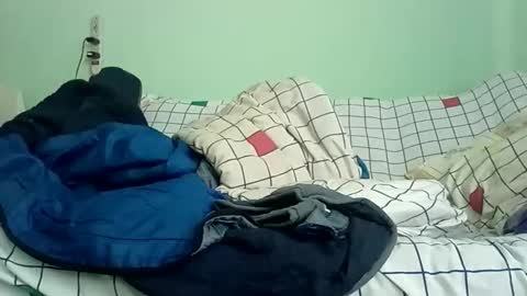 Snapshot of rojo22712 chatting on 1, 3, 2026 Mr. Red online show from 1, 3, 2026