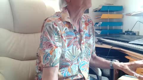 Snapshot of rolydawe chatting on 22, 5, 2026 rolydawe online show from 22, 5, 2026
