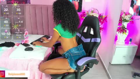 Snapshot of rolyloren chatting on 3, 12, 2024 Marcela online show from 3, 12, 2024