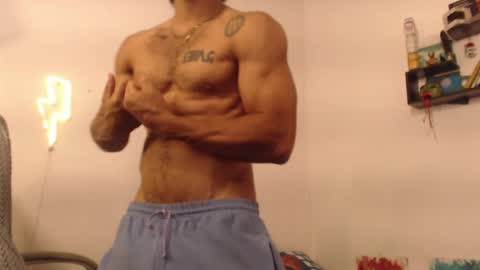 Snapshot of romeocolin_ chatting on 2, 6, 2026 R O M E O online show from 2, 6, 2026